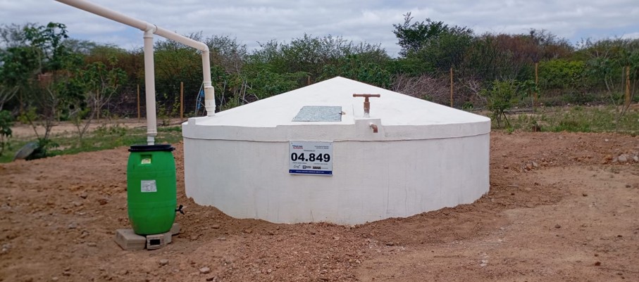 Cisterna concluída para abastecimento de água